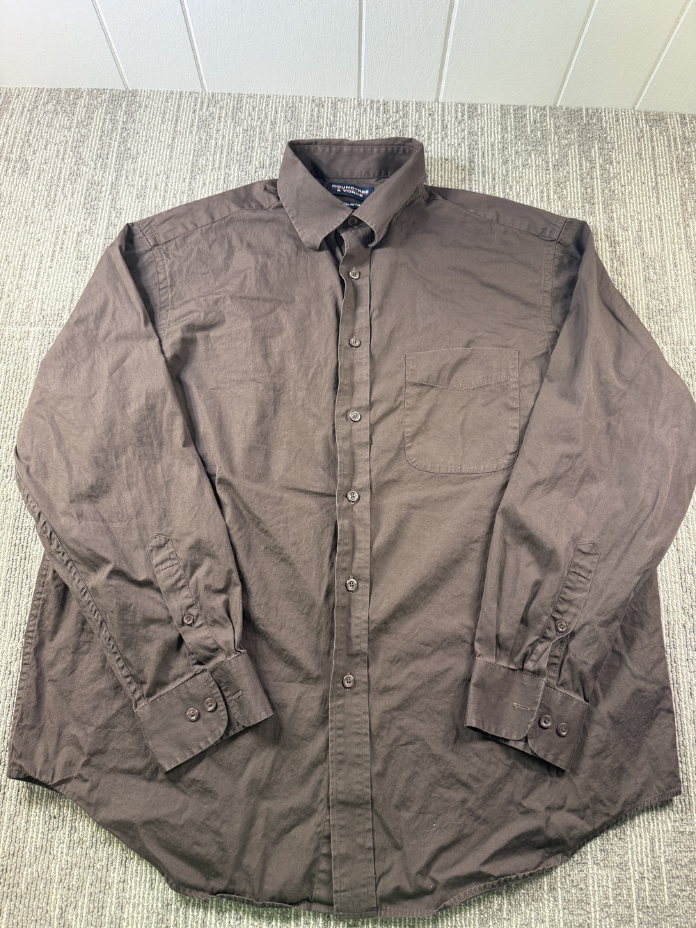 Roundtree & Yorke Dress Shirt Mens L Brown Solid Regular Fit Two-Ply Cotton LS
